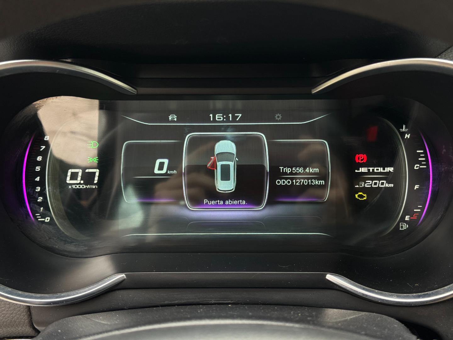 Jetour X70 — foto 11 de 19
