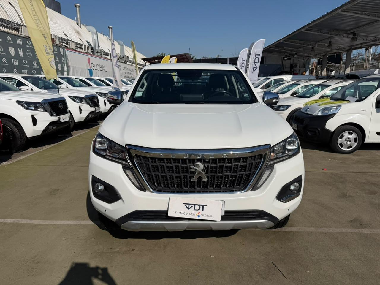 Peugeot Landtrek — foto 2 de 8