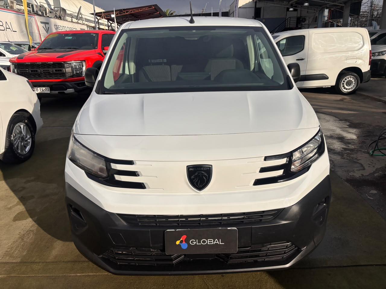 Peugeot Partner — foto 2 de 8