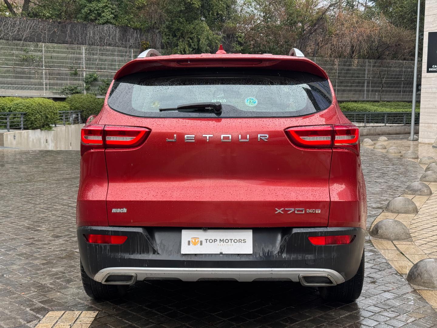 Jetour X70 — foto 5 de 19