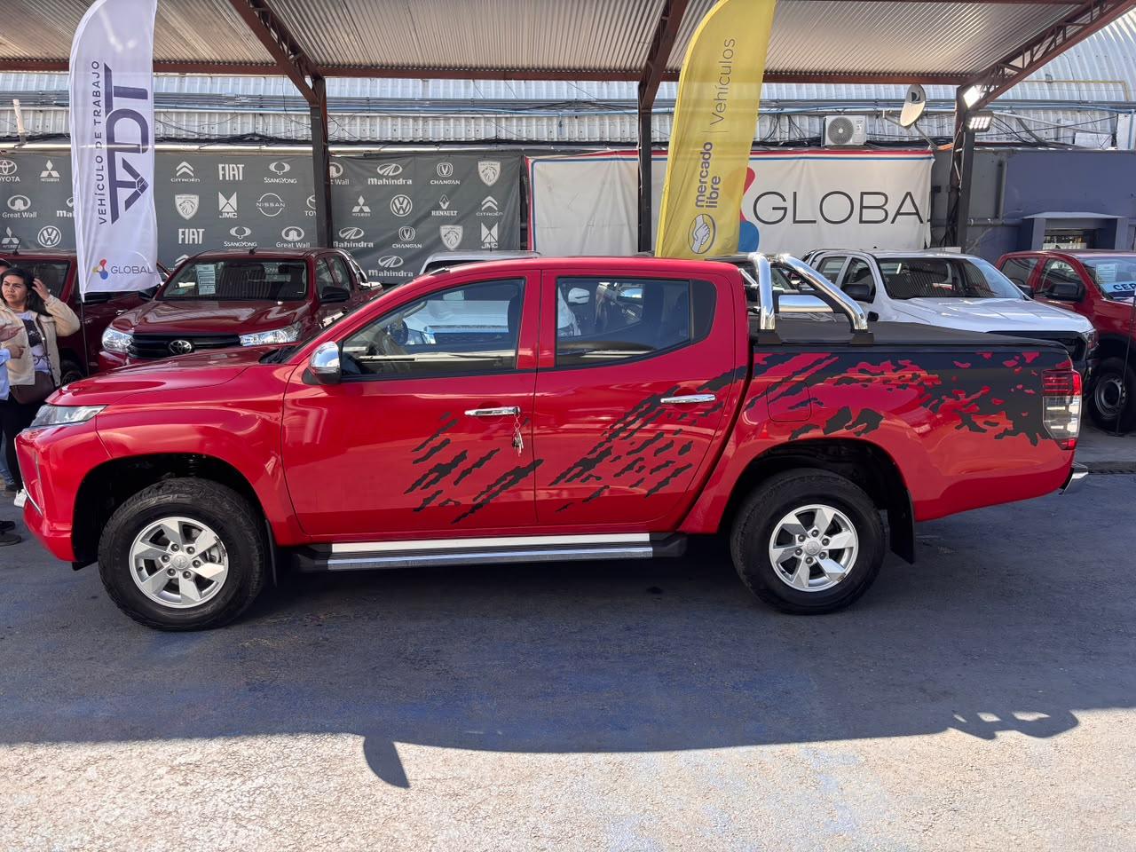 Mitsubishi L200 — foto 4 de 8