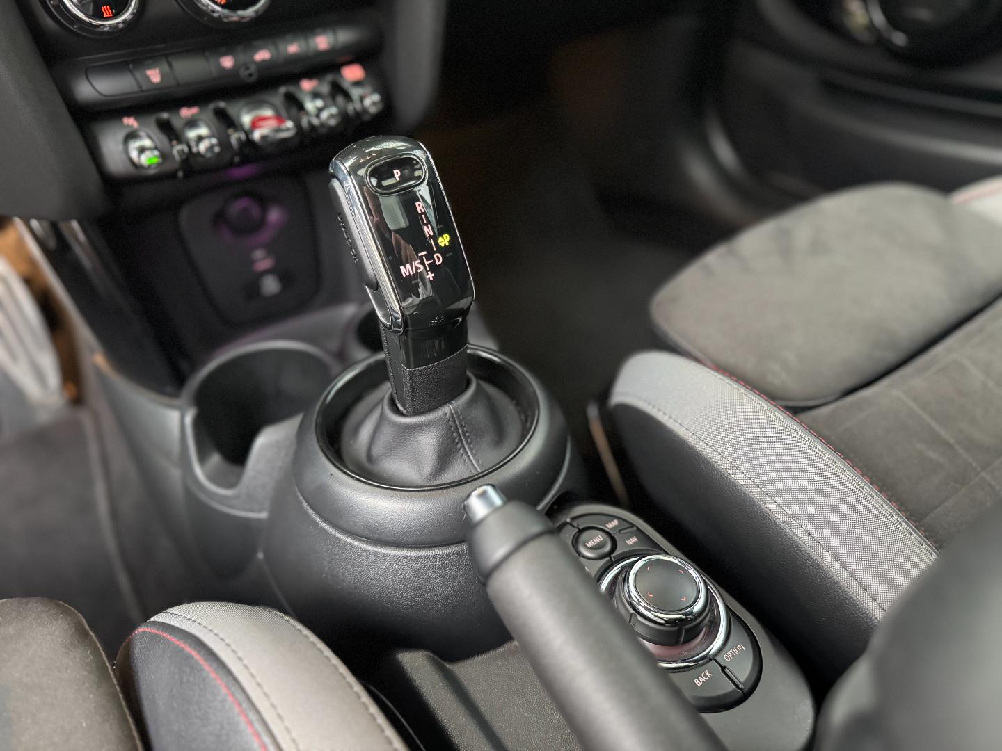 MINI Cooper John Cooper Works Spitfire — foto 12 de 19