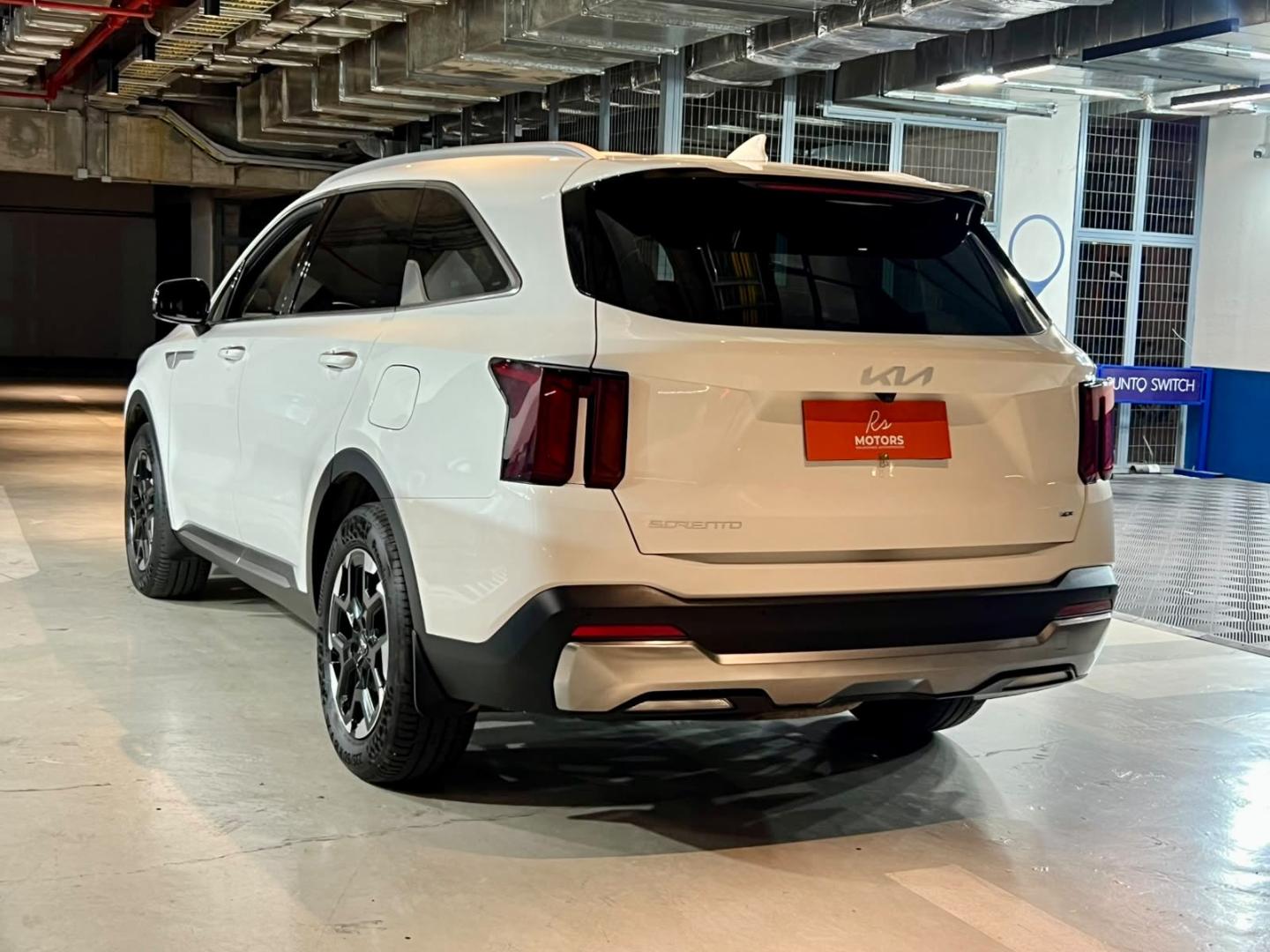 KIA Sorento — foto 6 de 22