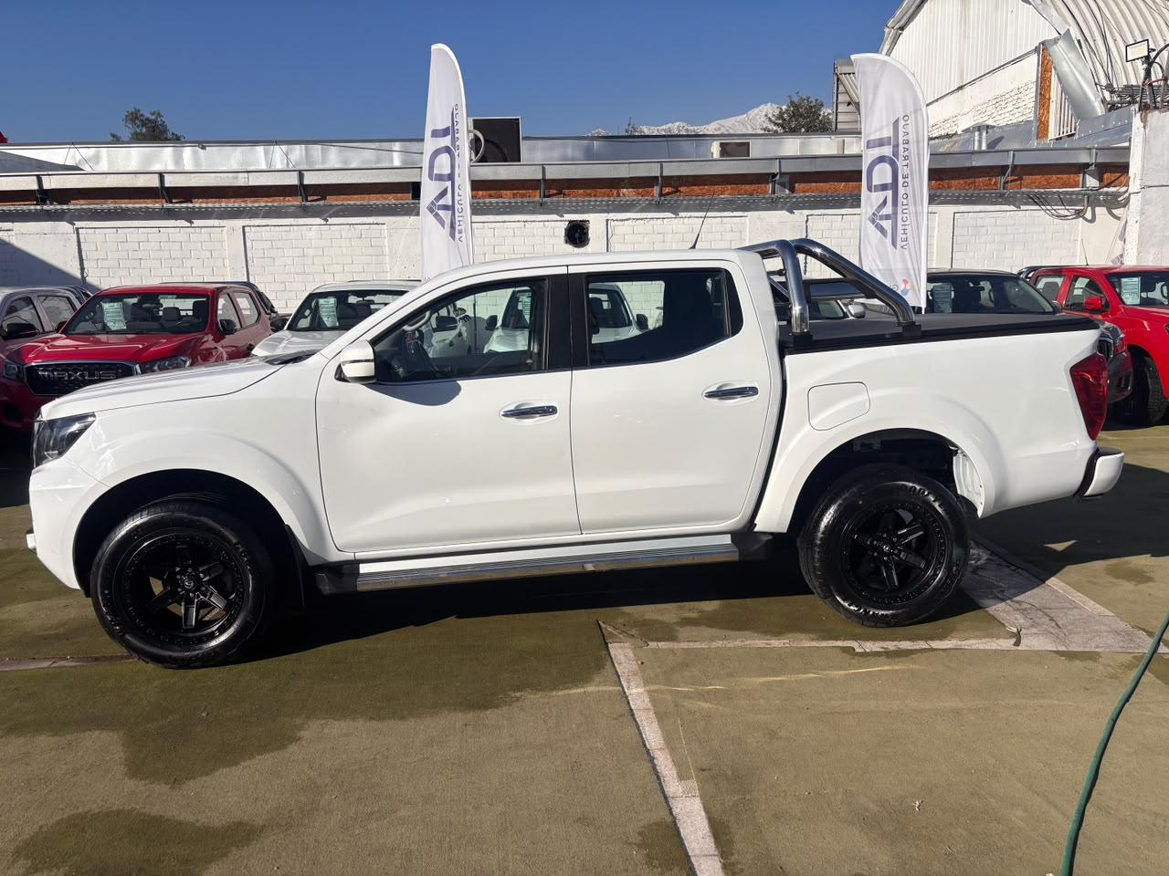 Nissan Navara D Cab — foto 5 de 8