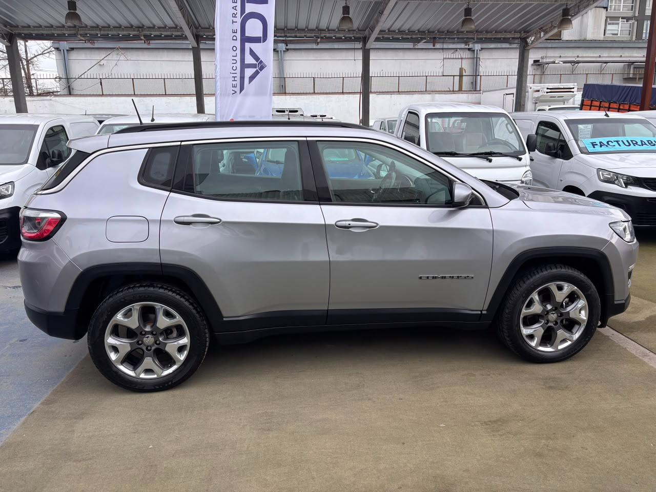 Jeep Compass — foto 4 de 8