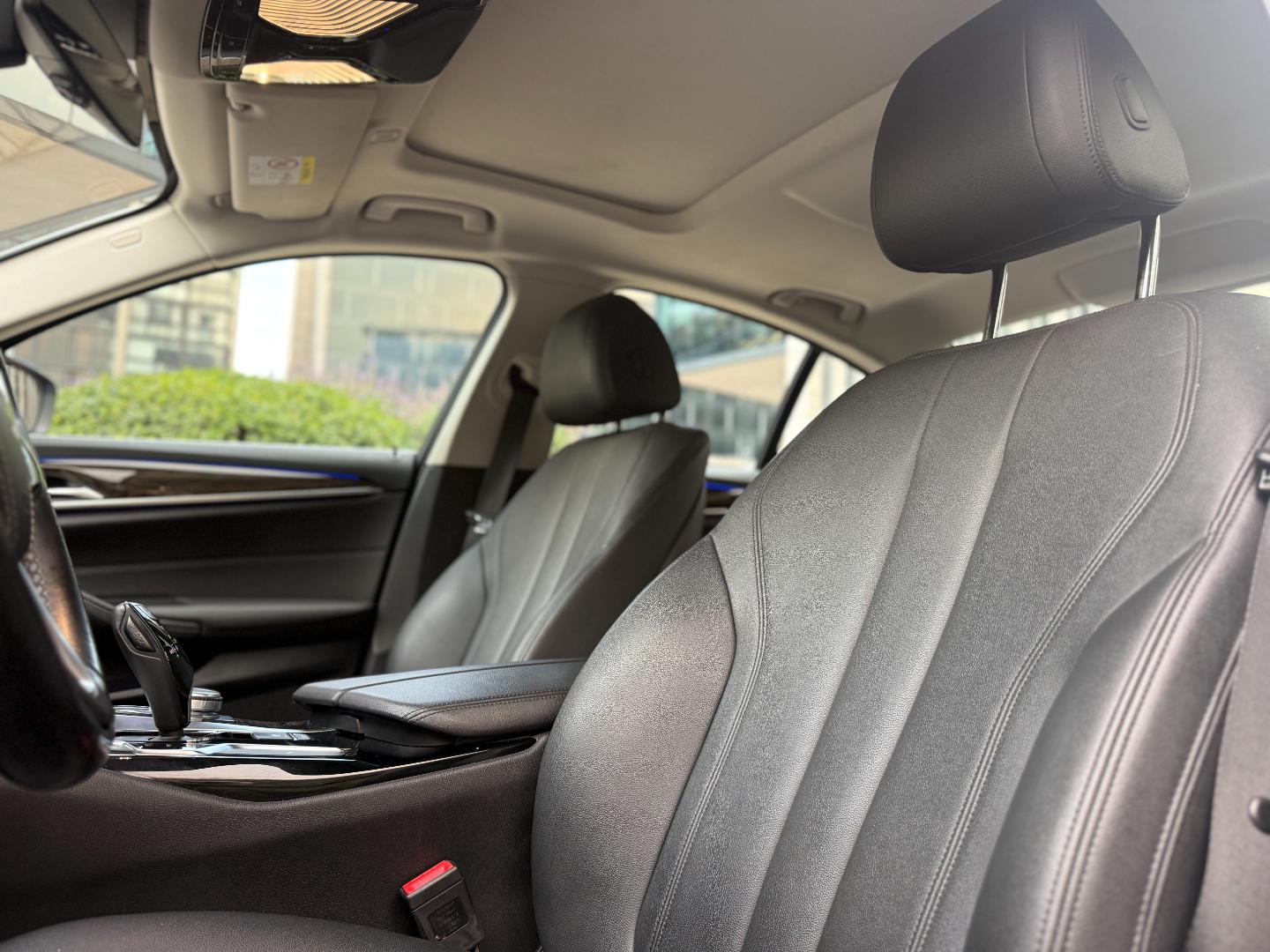 BMW 520I — foto 16 de 19