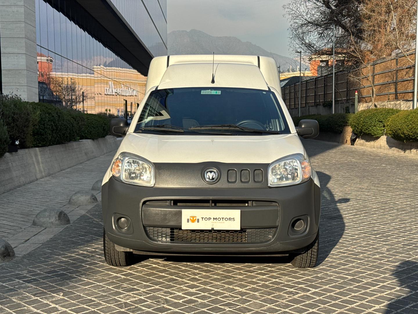 RAM Van700 Rapid — foto 2 de 14