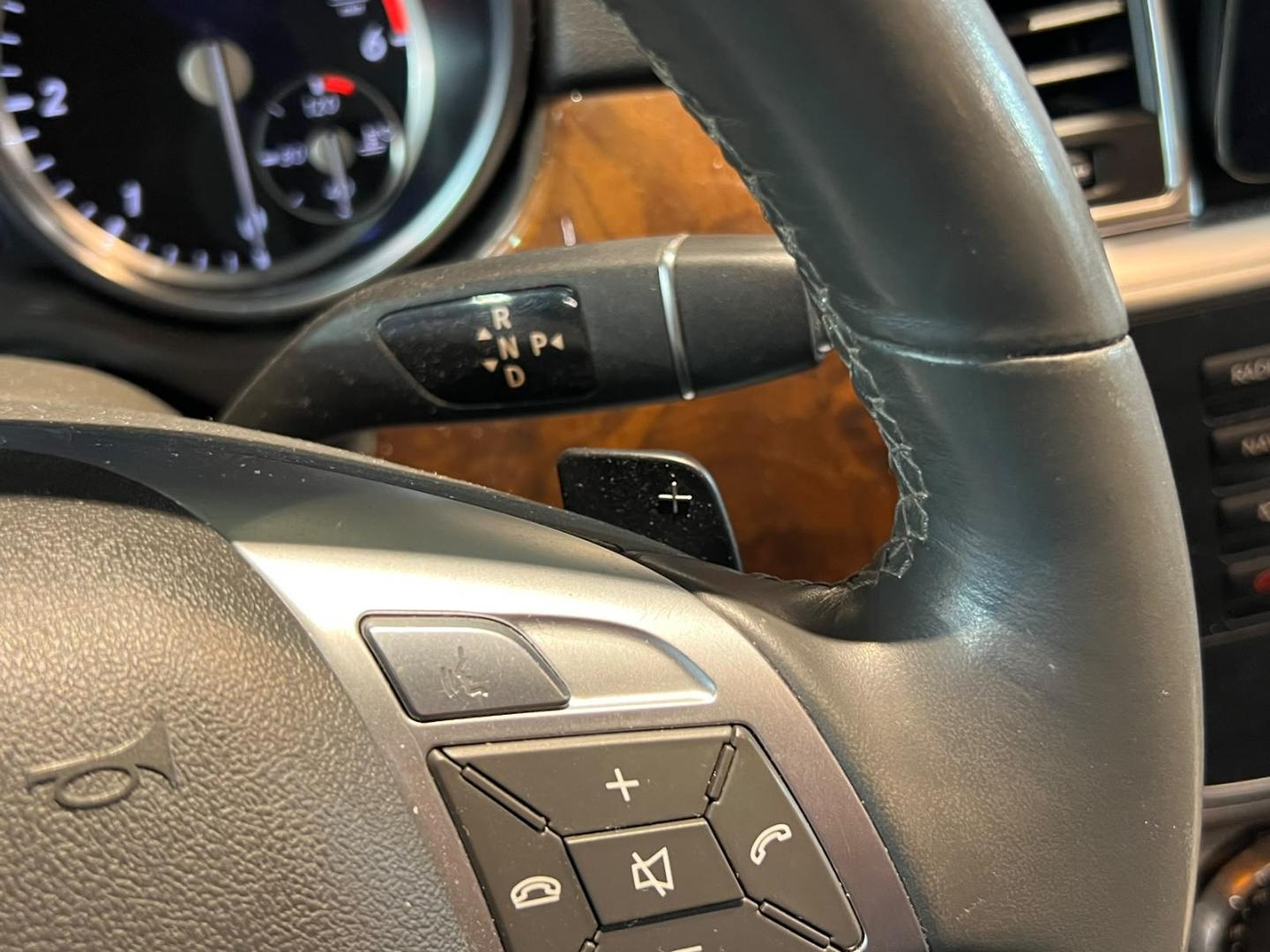 Mercedes-Benz Ml350 — foto 13 de 23