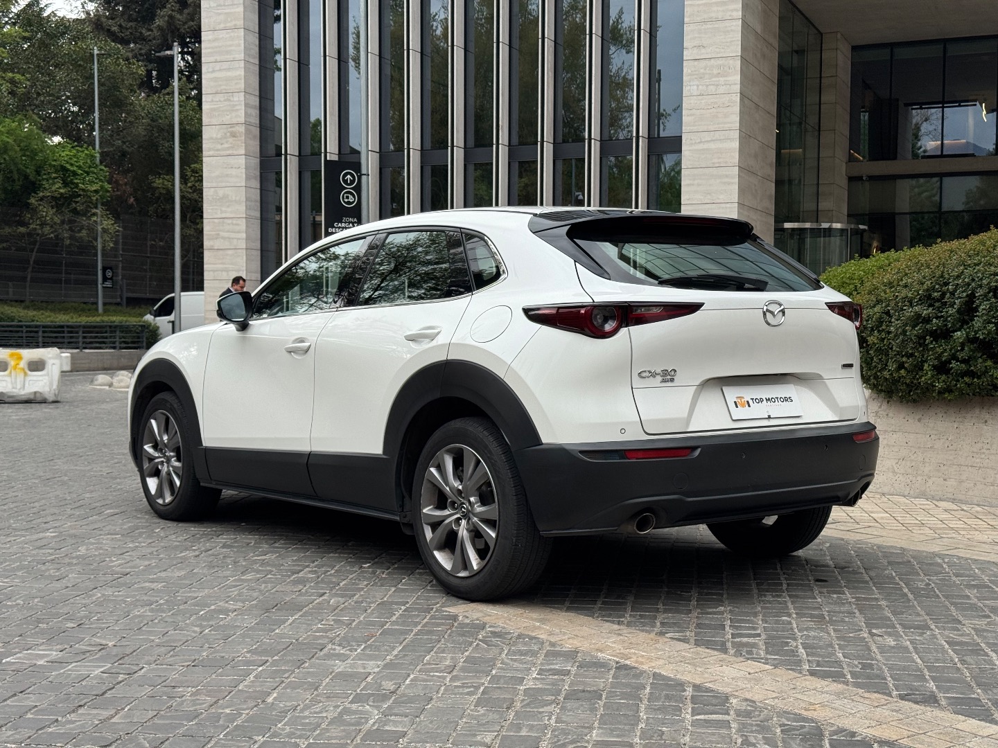 Mazda CX-30 — foto 6 de 18