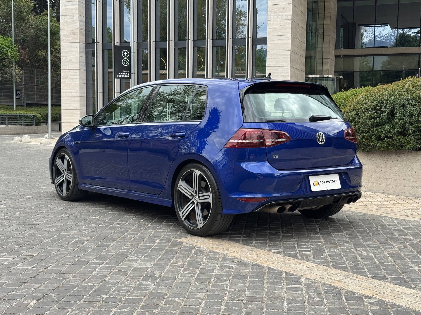 Volkswagen Golf — foto 6 de 19