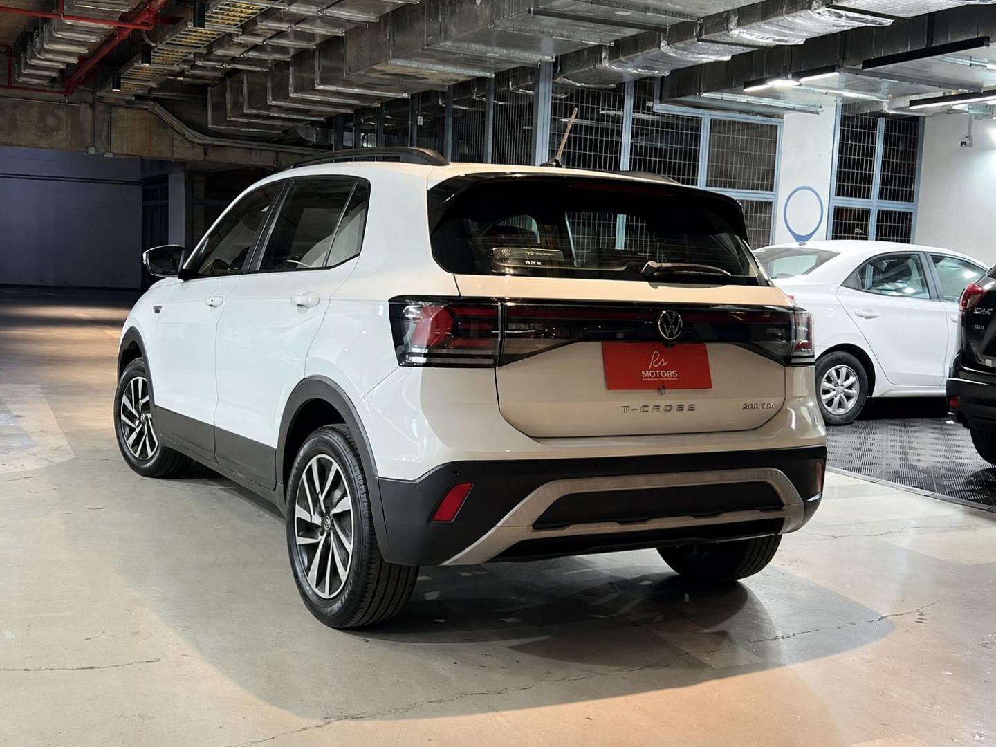 Volkswagen T-Cross — foto 6 de 23