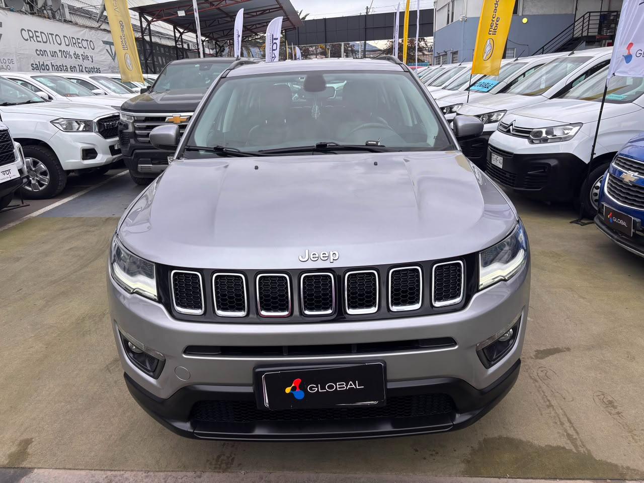 Jeep Compass — foto 2 de 8