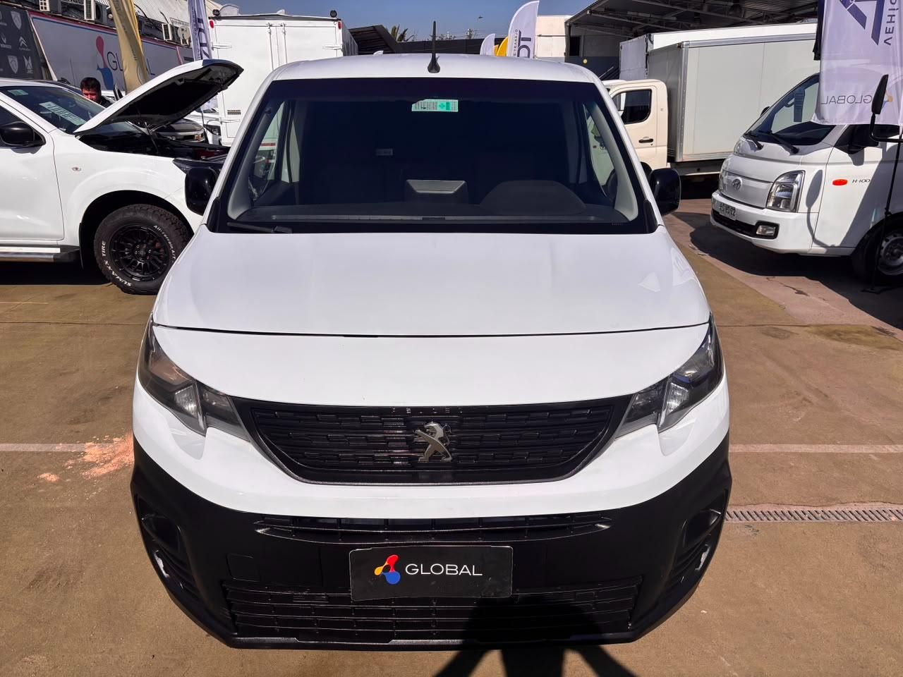 Peugeot Partner — foto 2 de 8