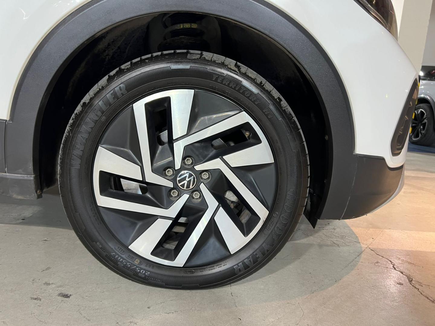 Volkswagen T-Cross — foto 9 de 23