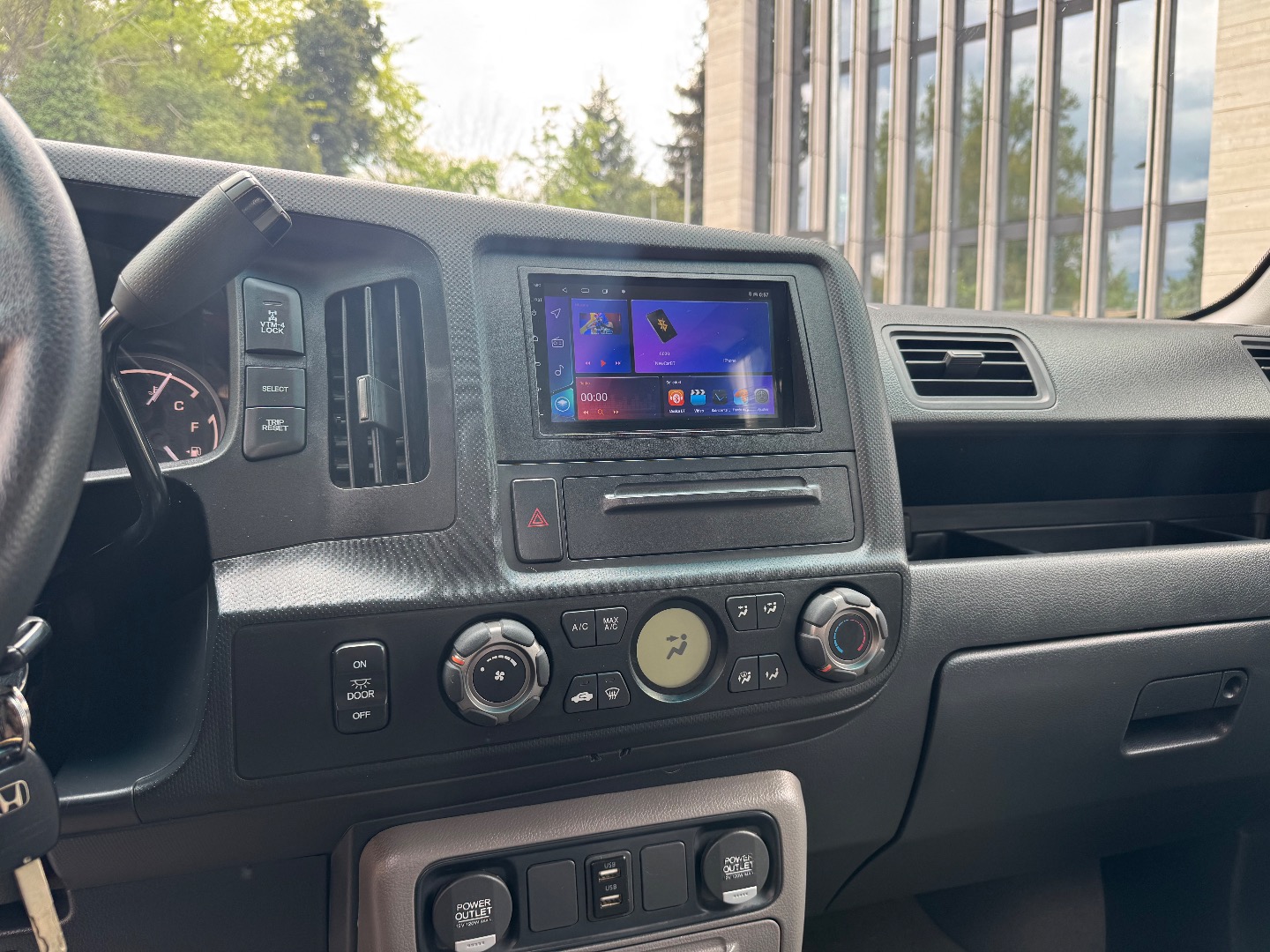 Honda Ridgeline — foto 8 de 17
