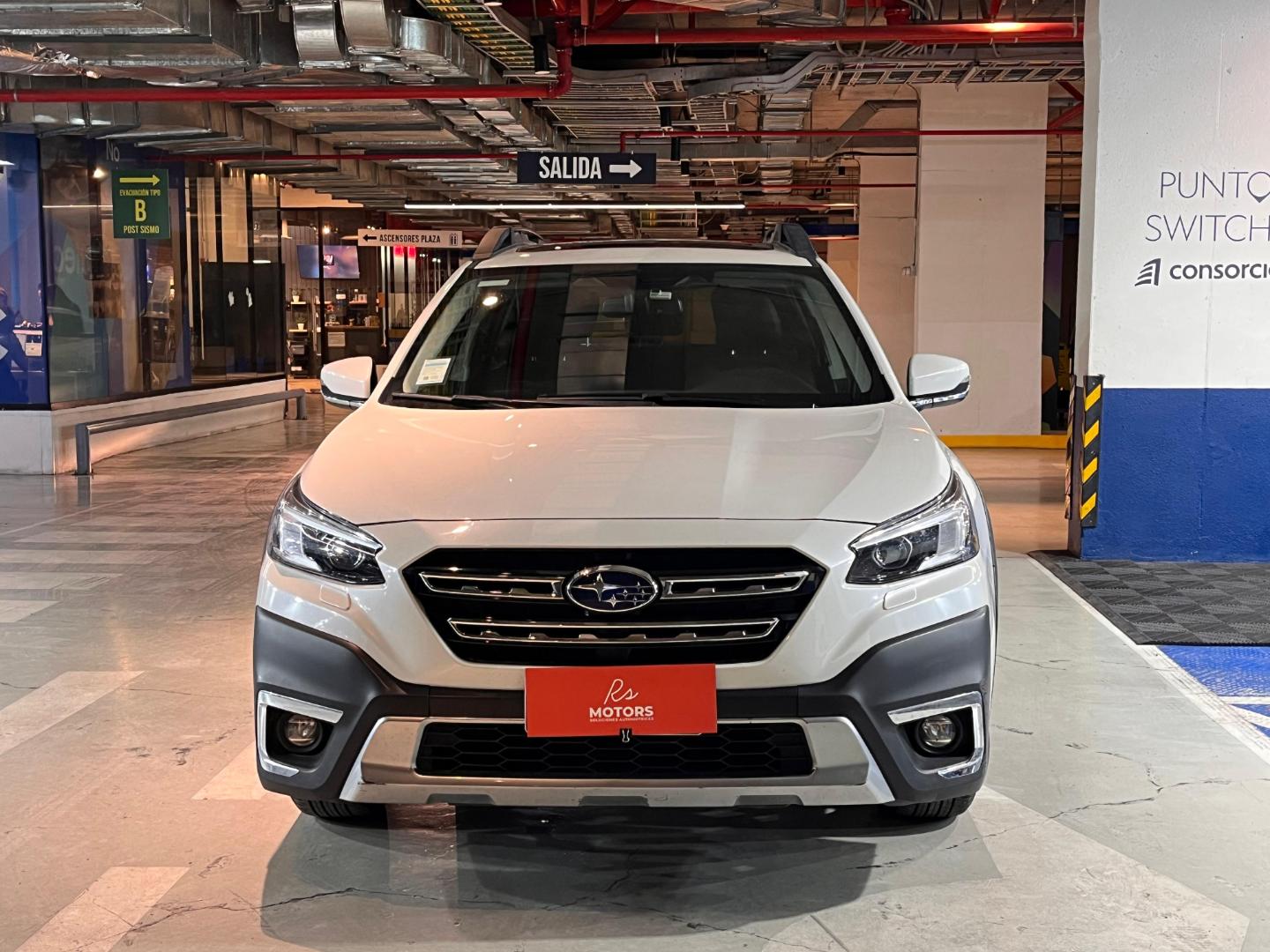 Subaru Outback — foto 3 de 18