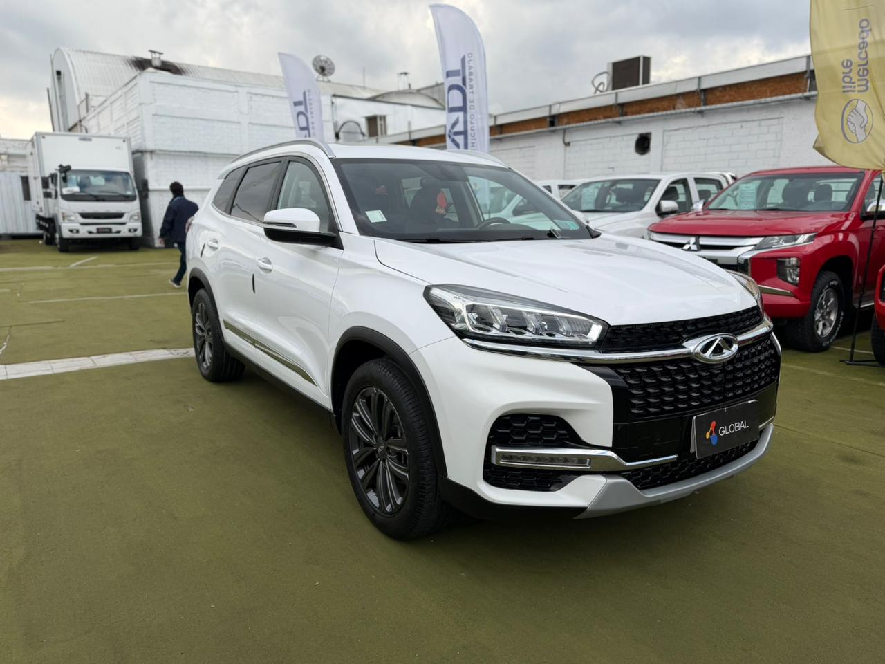 Chery Tiggo 8 — foto 3 de 8