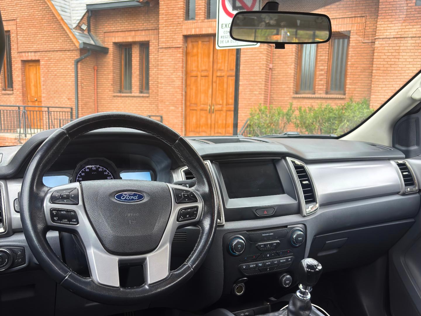 Ford Ranger — foto 7 de 9