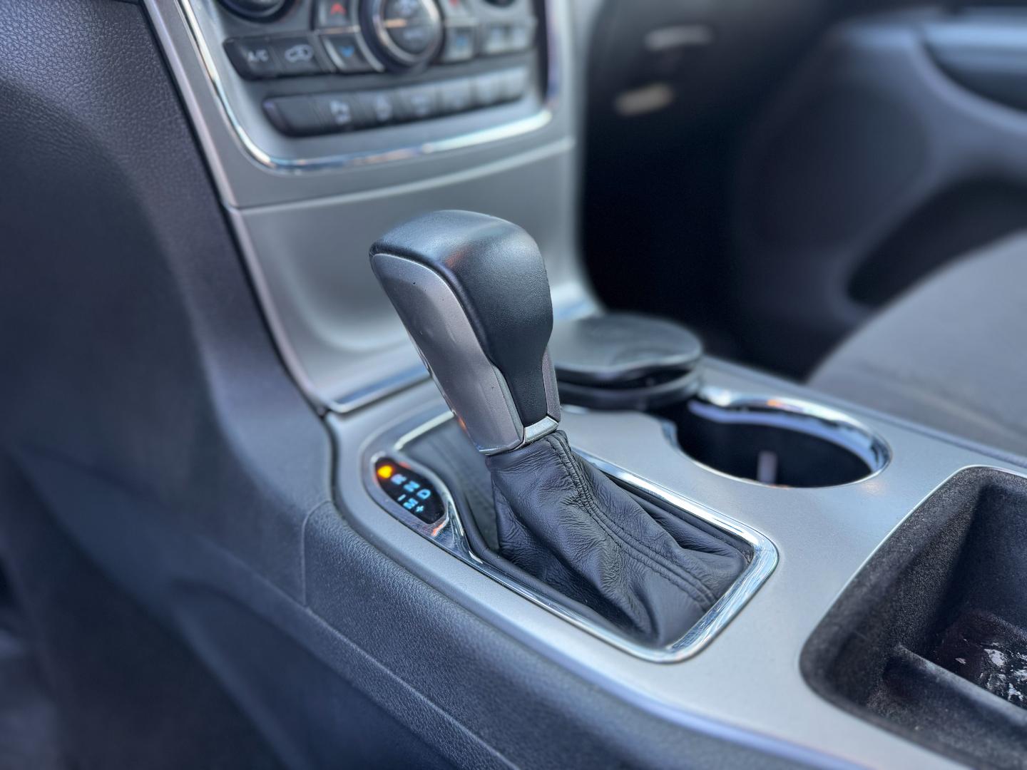 Jeep Grand Cherokee — foto 11 de 19