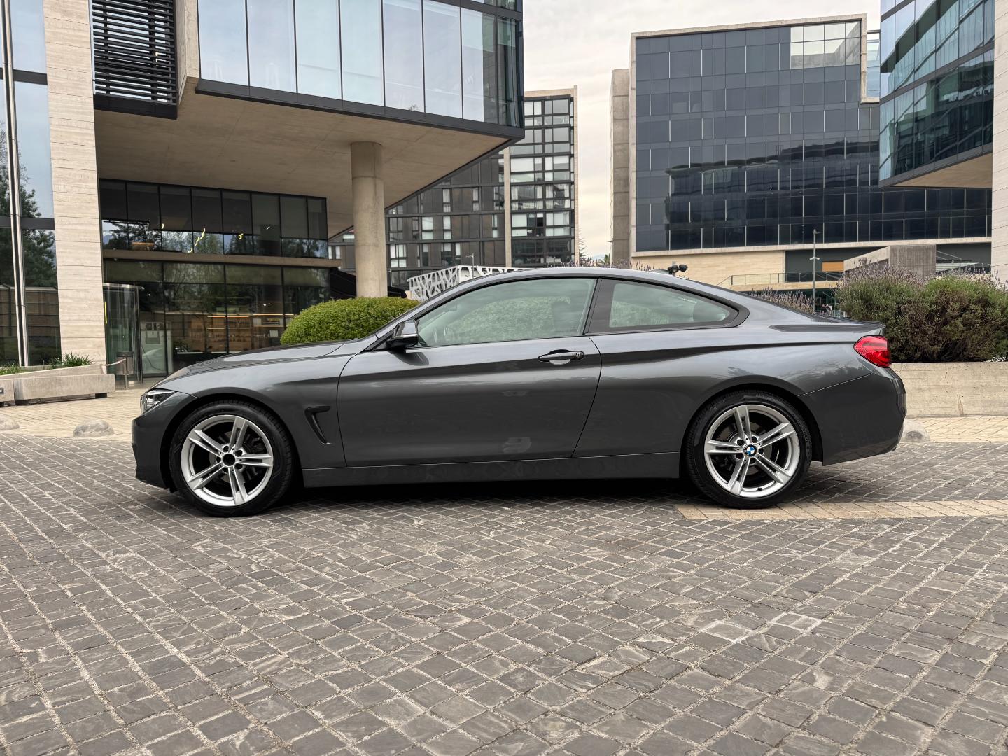 BMW 420I — foto 8 de 19