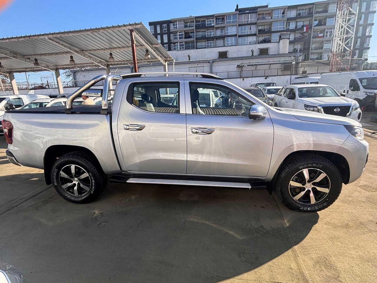 Peugeot Landtrek — foto 5 de 8