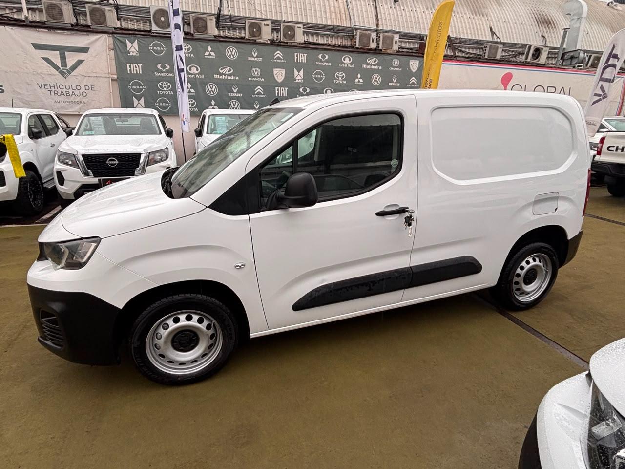 Peugeot Partner — foto 5 de 8