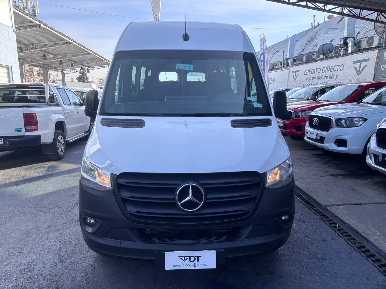 Mercedes-Benz Sprinter — foto 2 de 8
