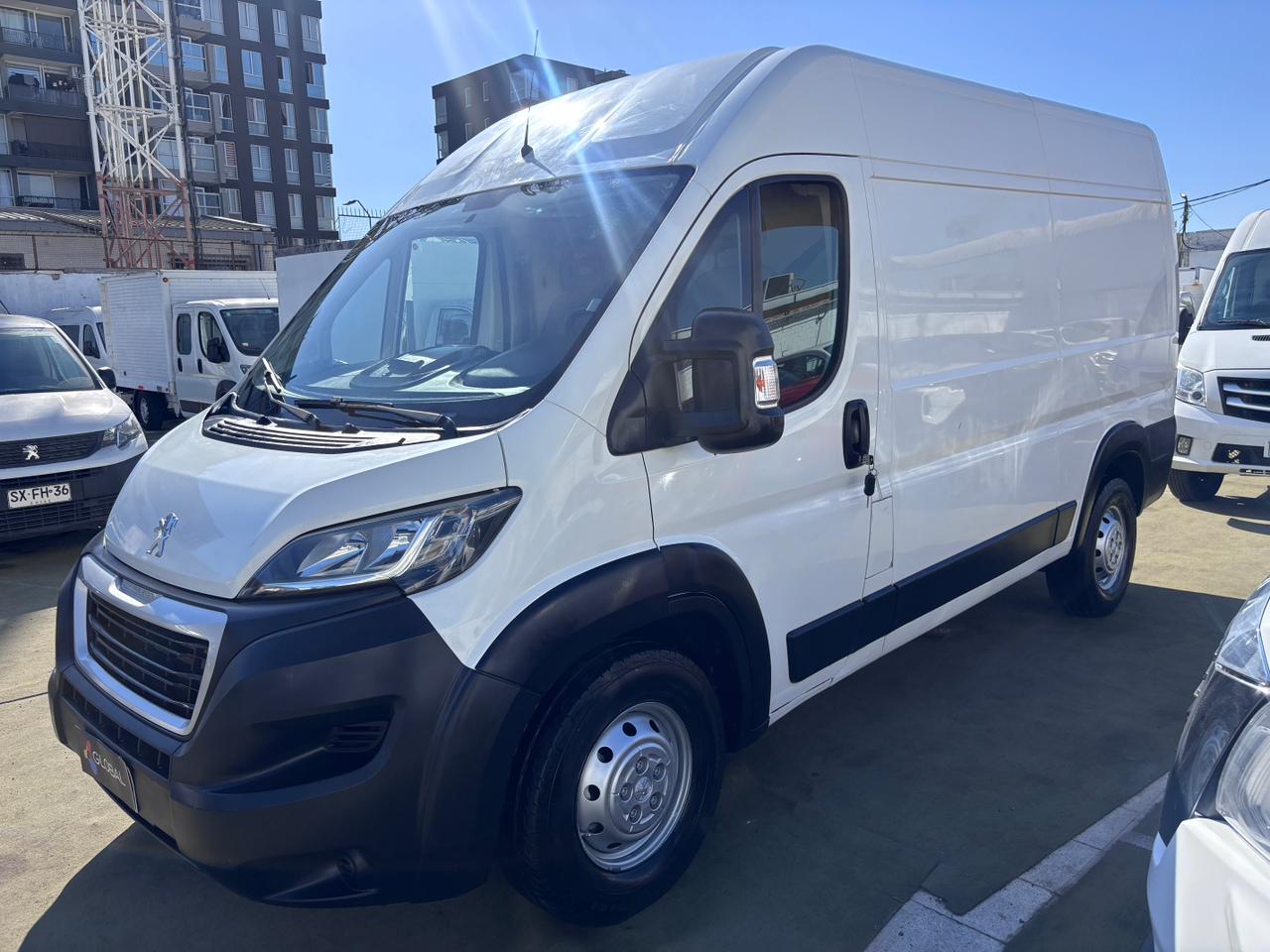 Peugeot Boxer — foto 3 de 8