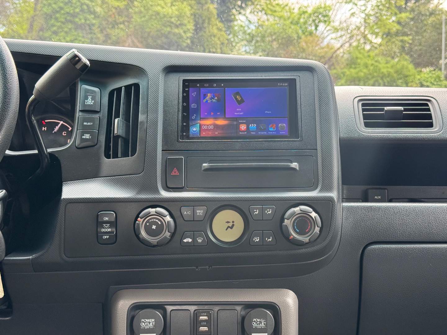 Honda Ridgeline — foto 12 de 17