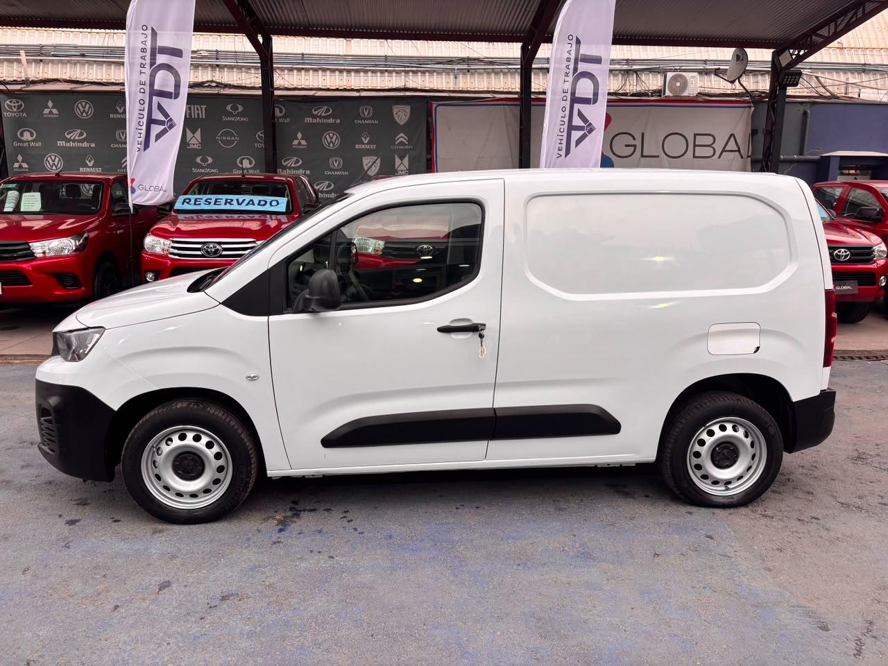 Peugeot Partner — foto 5 de 8