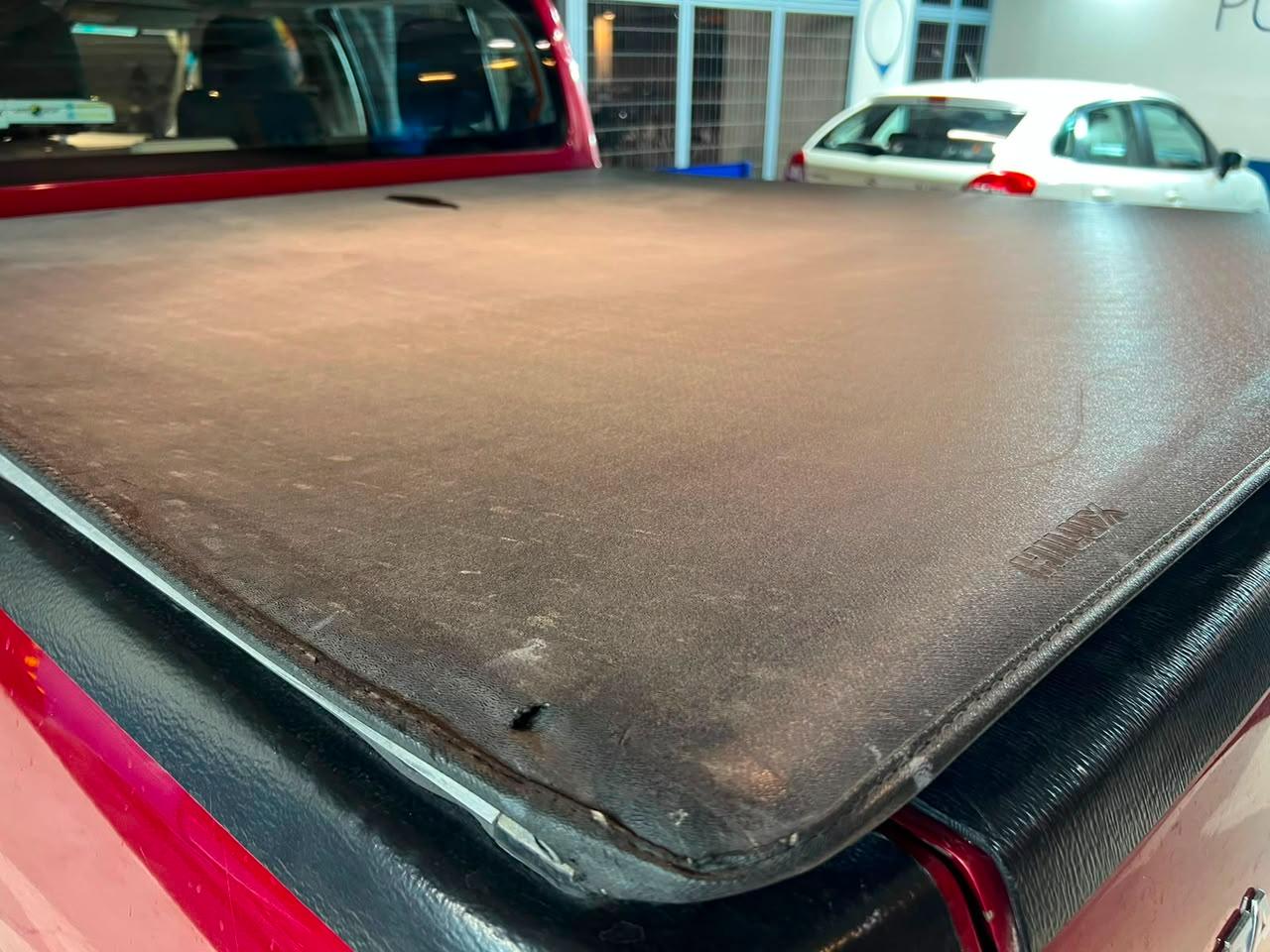 Toyota Hilux — foto 7 de 18