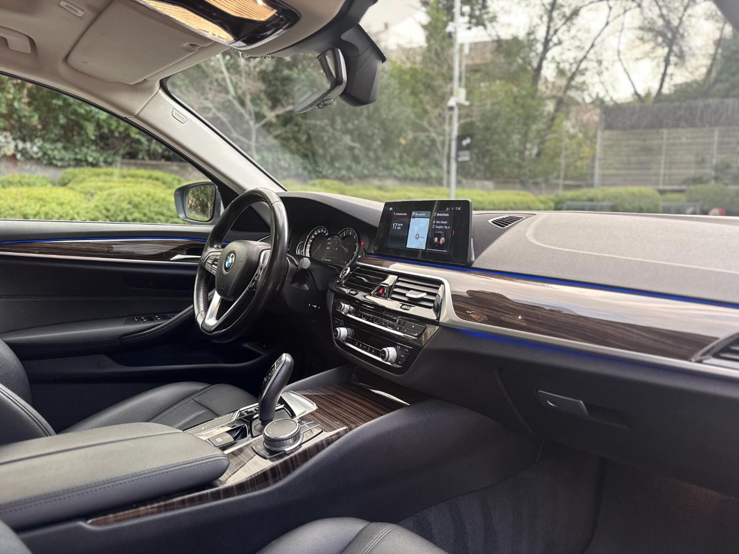 BMW 520I — foto 15 de 19