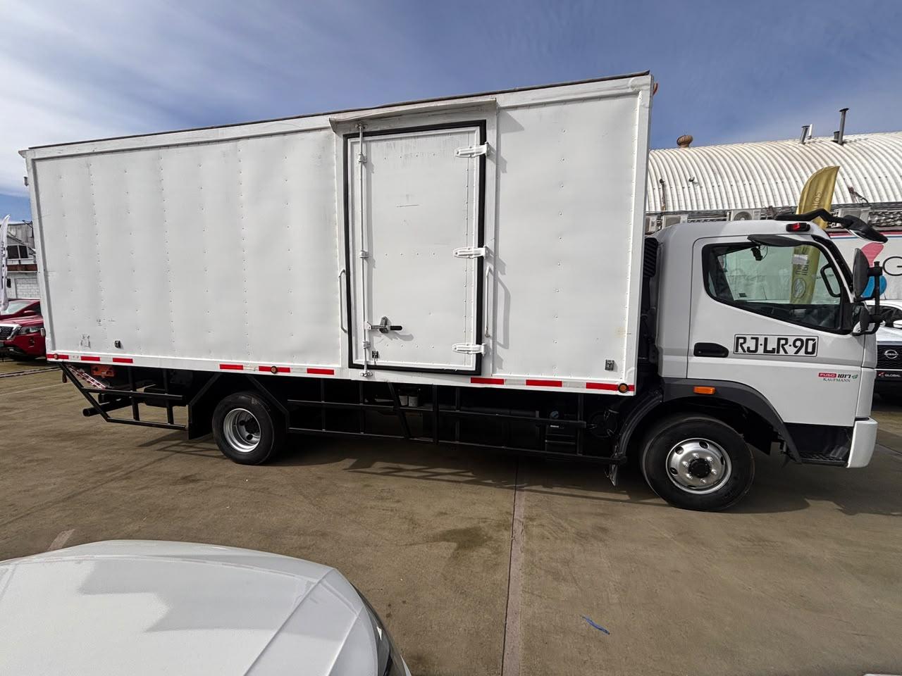 Mitsubishi Fuso 1017 — foto 4 de 8