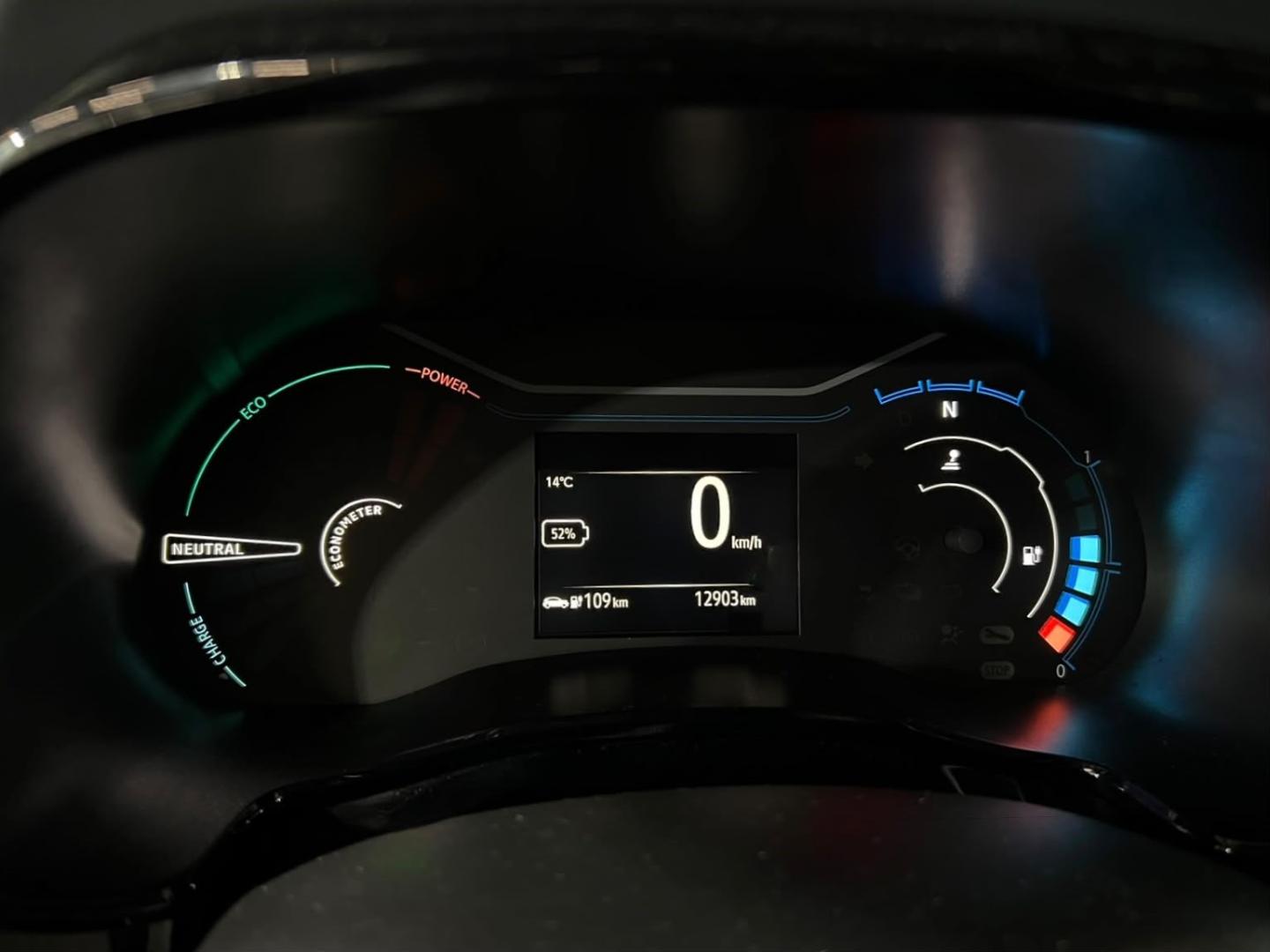 Renault Kwid — foto 15 de 23