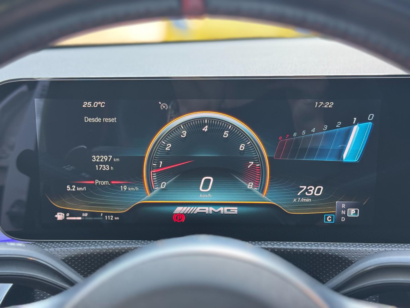 Mercedes-Benz A45S — foto 11 de 18