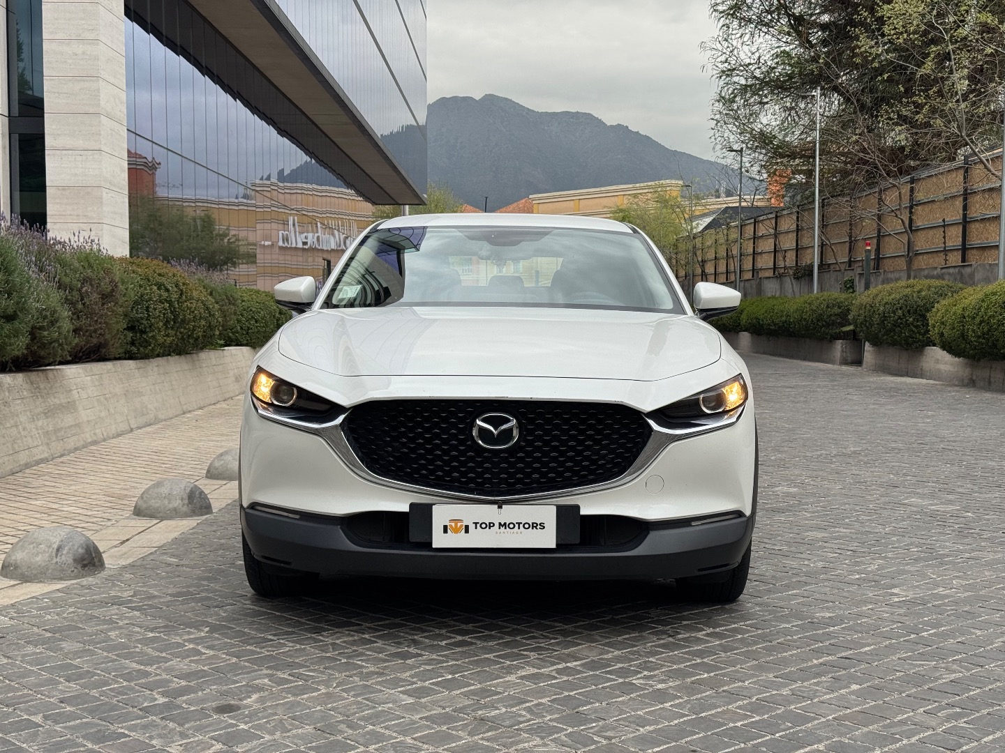 Mazda CX-30 — foto 2 de 18