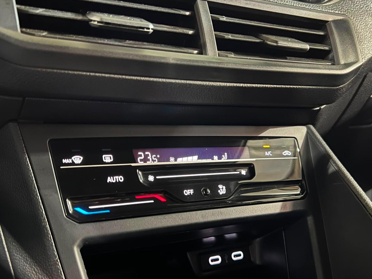 Volkswagen Nivus — foto 17 de 22
