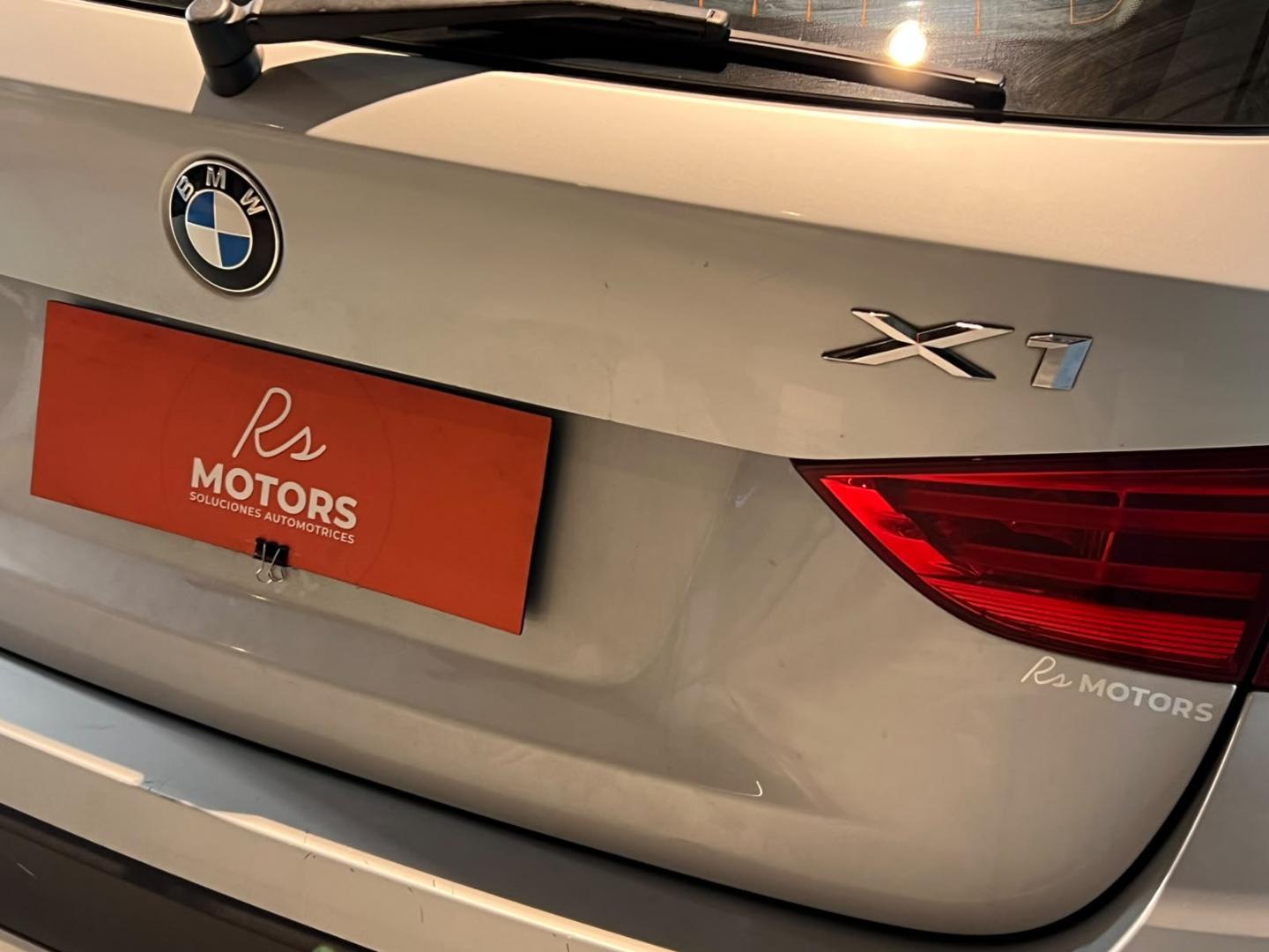 BMW X1 — foto 8 de 22