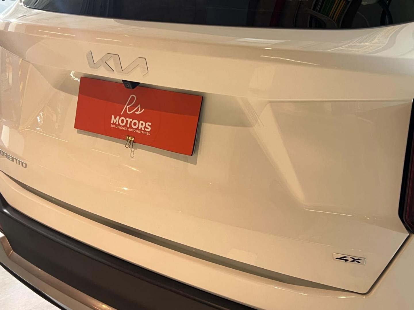 KIA Sorento — foto 7 de 22