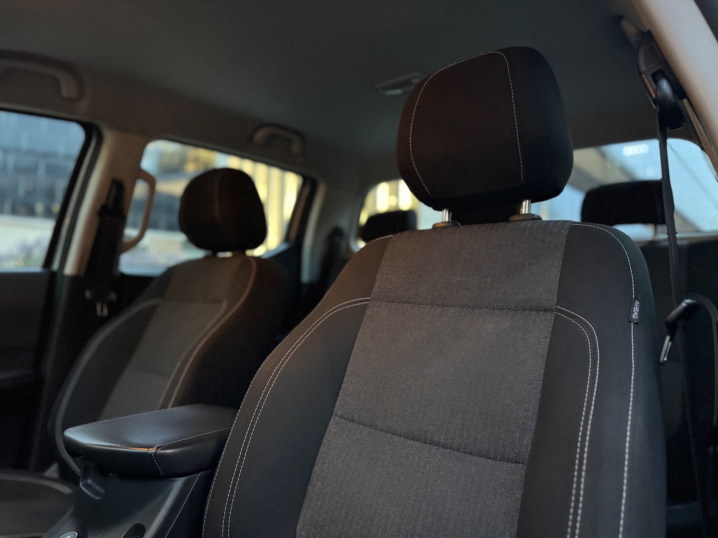 Peugeot Landtrek Active Bluehdi 180 — foto 15 de 18