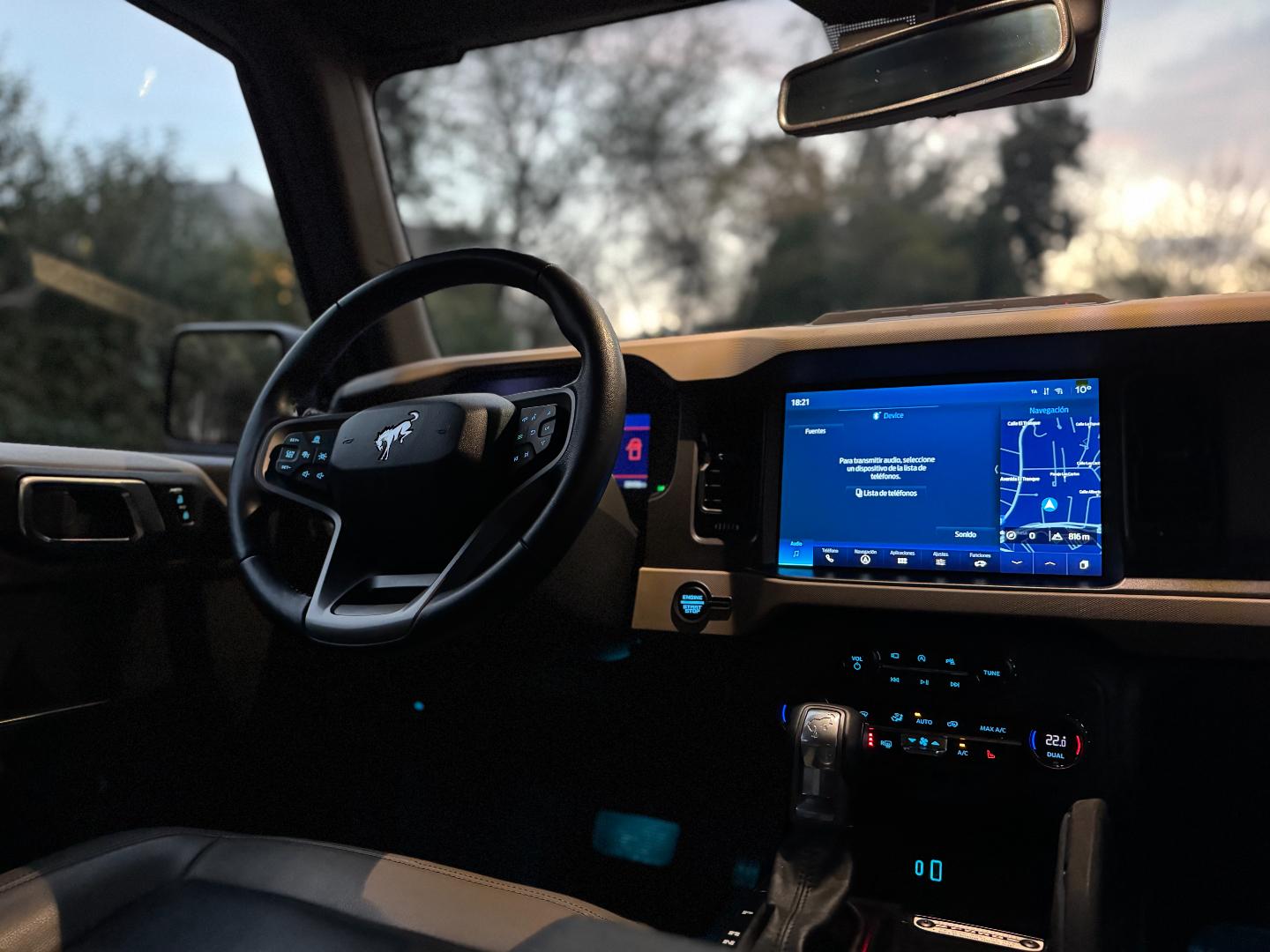 Ford Bronco — foto 12 de 19