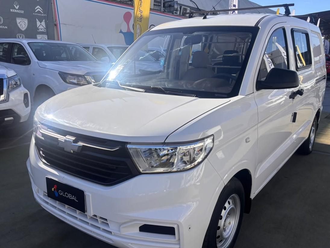 Chevrolet N400 2022 (1/10)