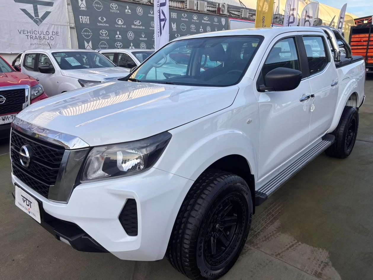 Nissan NAVARA 2022 (1/10)