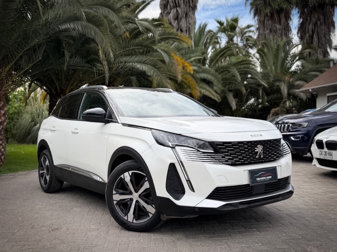 Peugeot 3008 ALLURE BLUEHDI 1.5 AUT 2022 (1/15)