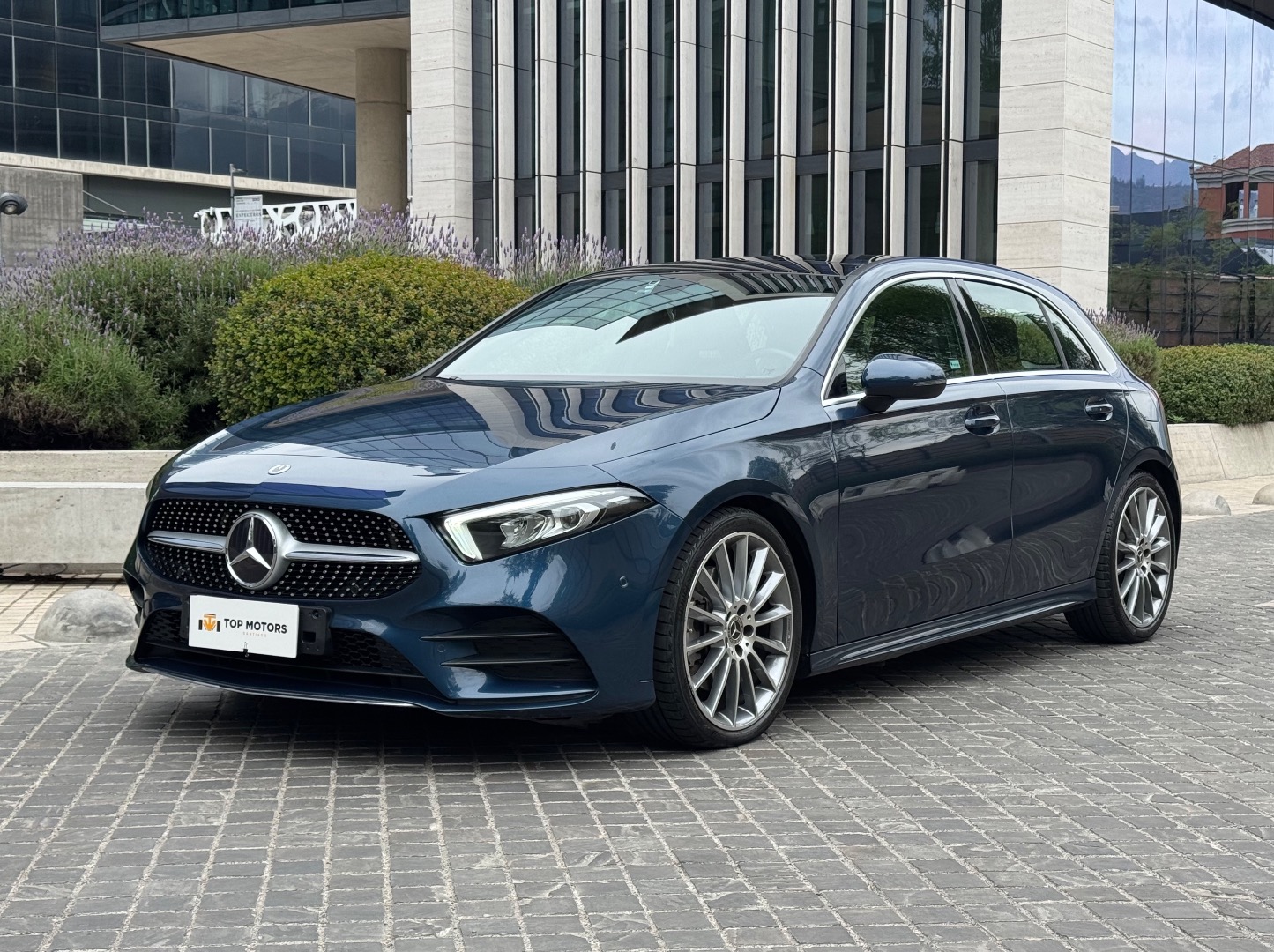 Mercedes-Benz A250