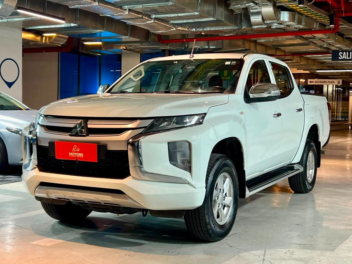 Mitsubishi L200 KATANA CRT 4X4 2.2 2024 (1/20)