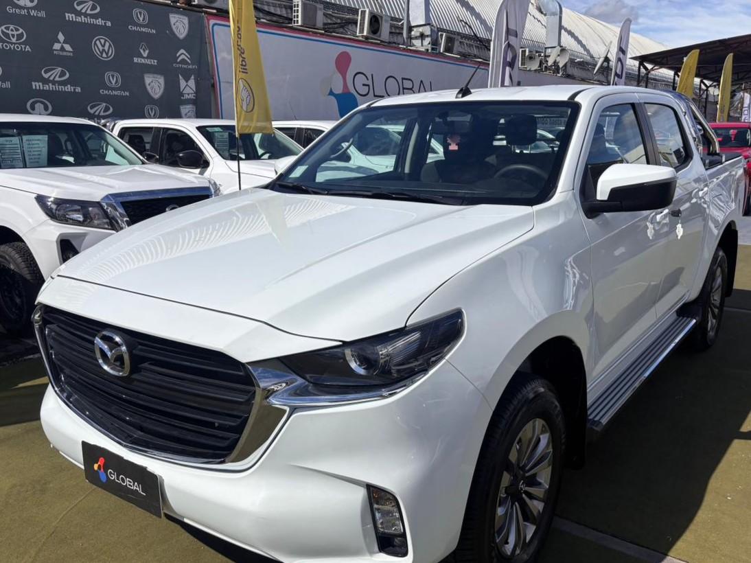 Mazda BT-50 2022 (1/10)