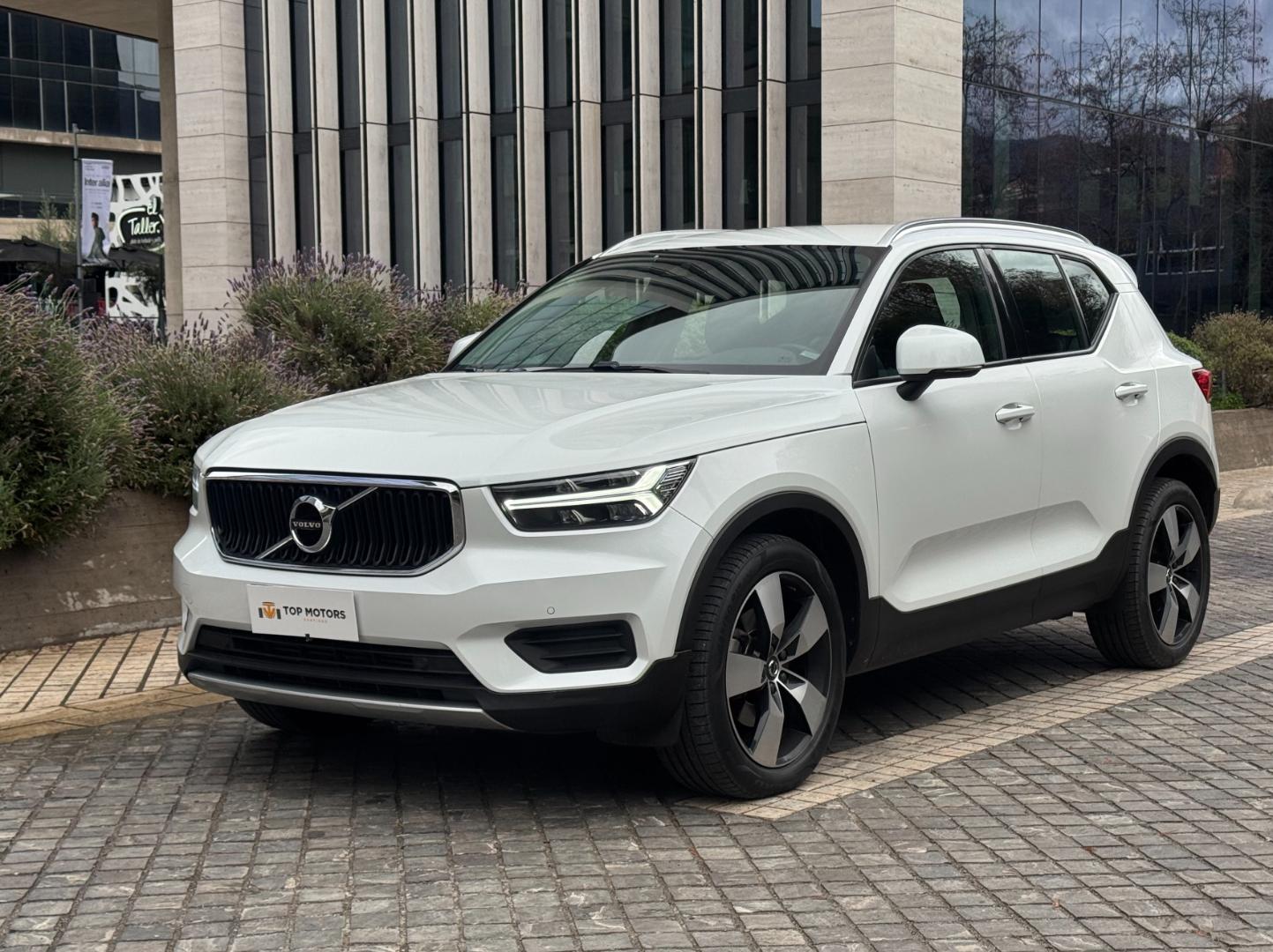 Volvo XC40 2021 (1/19)