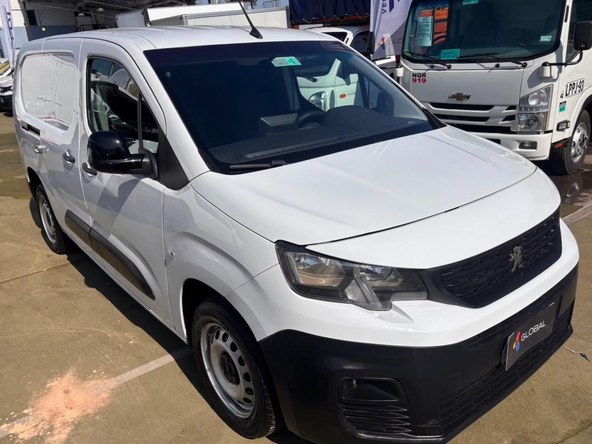 Peugeot PARTNER 2022 (1/10)