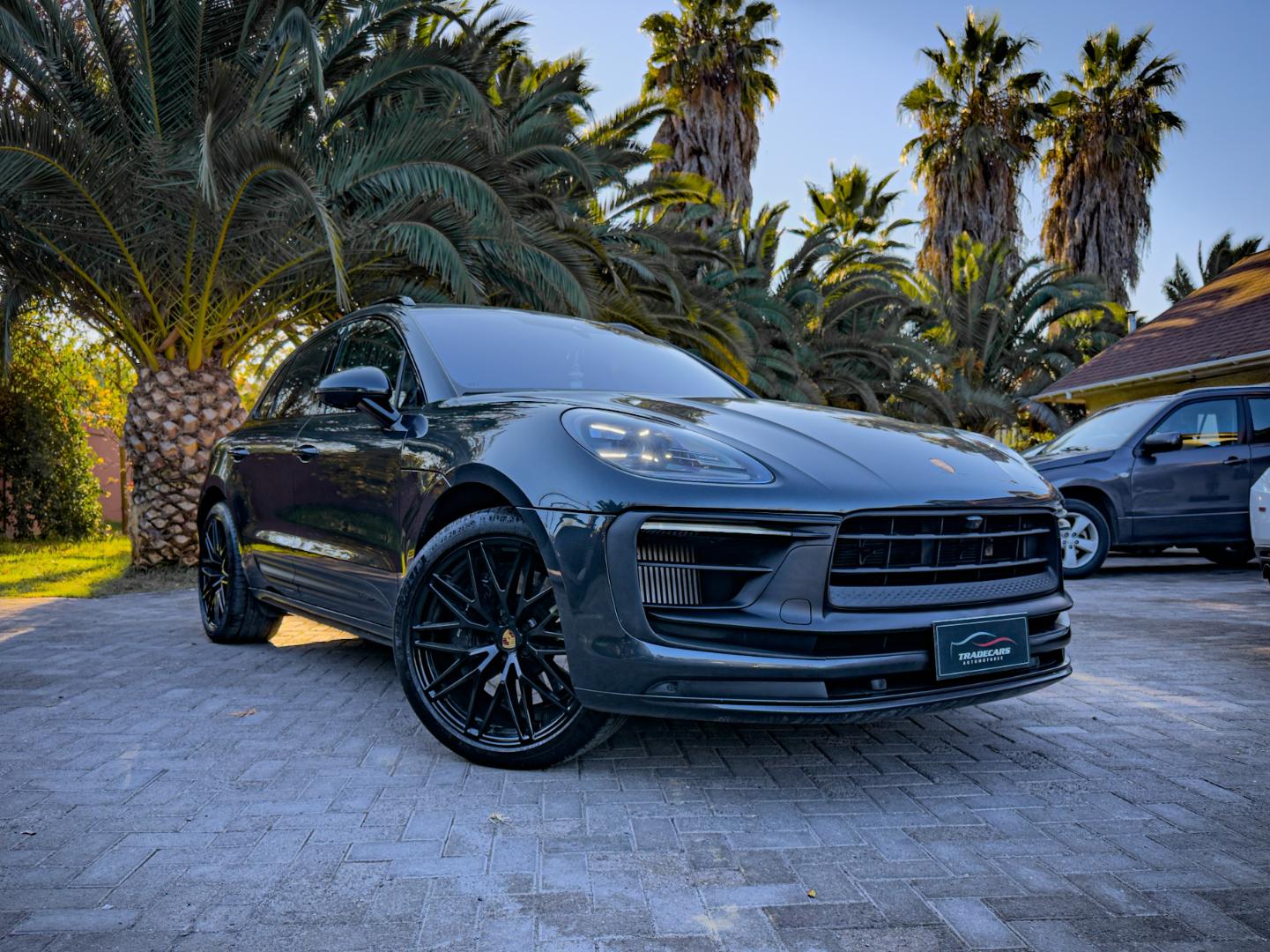 Porsche MACAN GTS 2023 (1/20)